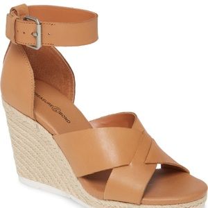 Treasure and Bond Wedges